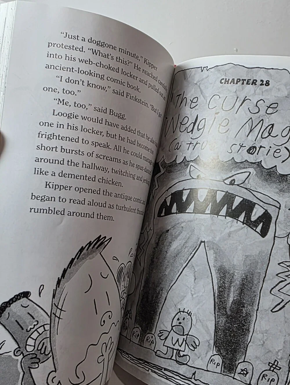 Captain Underpants and the Terrifying Returning Tippy Tinkletrousers -Dav Pilkey